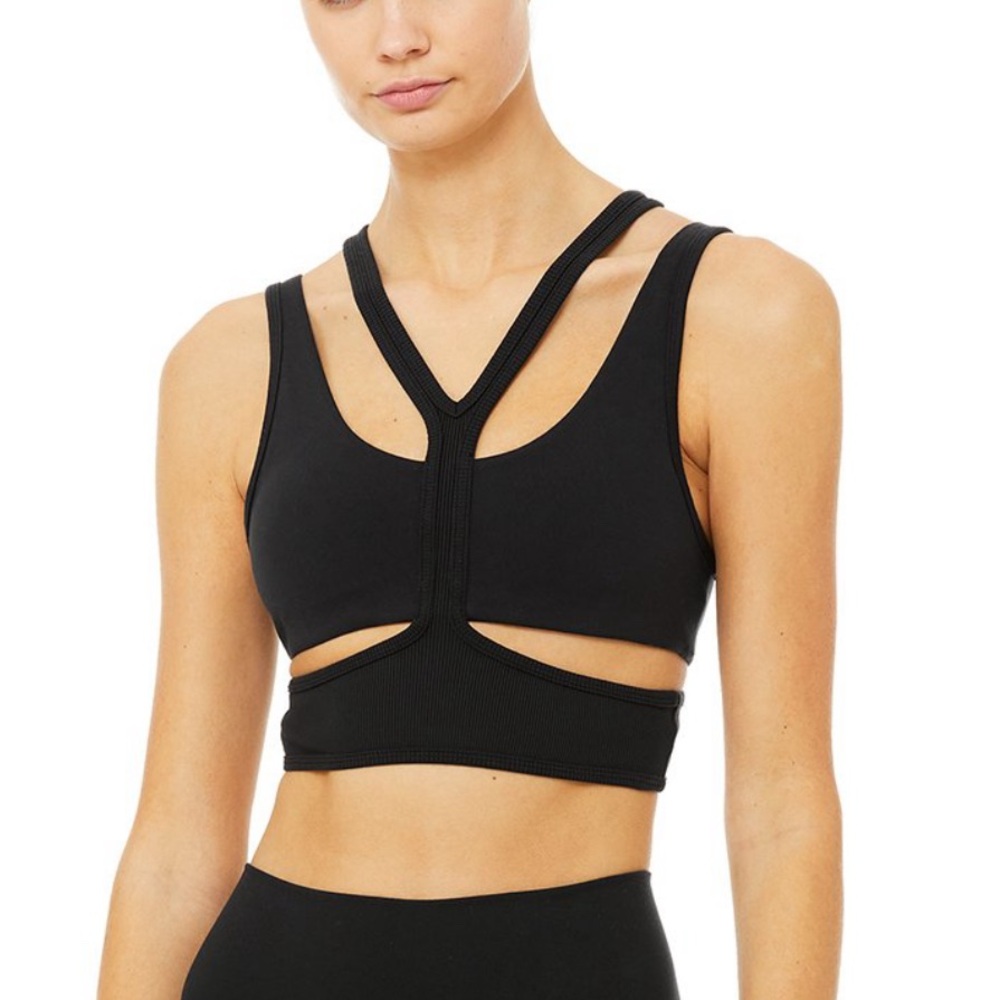 ALO Yoga Trackie Bra in Black